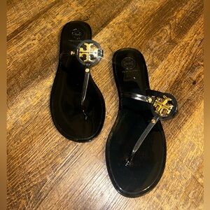 Tory Burch Black Miller Jelly Sandals Size 8 Gold Logo Thong